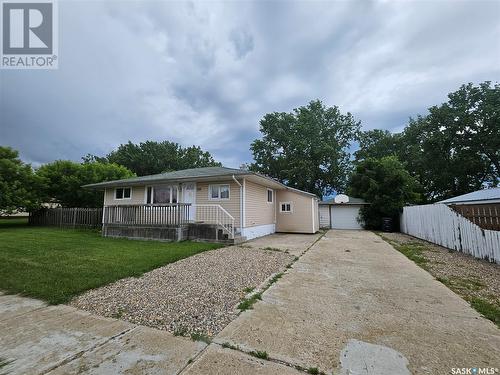 222 Aldridge Street, Bienfait, SK - Outdoor