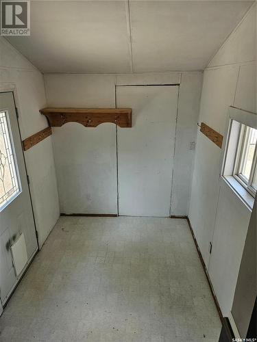 222 Aldridge Street, Bienfait, SK - Indoor Photo Showing Other Room