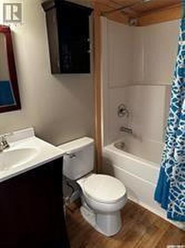 147 Gordon Drive, Collingwood Lakeshore Estates, SK - Indoor Photo Showing Bathroom