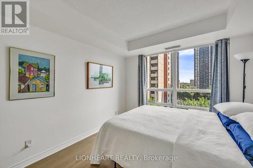 709 - 5 Michael Power Place, Toronto, ON - Indoor Photo Showing Bedroom