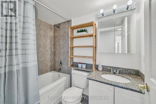 709 - 5 Michael Power Place, Toronto, ON - Indoor Photo Showing Bathroom