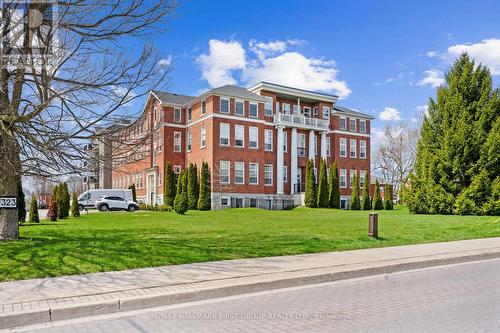 104 - 323 George Street, Cobourg, ON - Outdoor