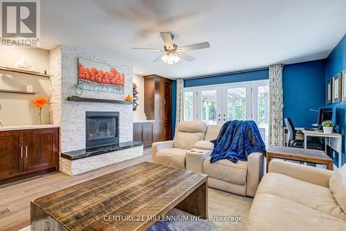 1 Esplanade Road, Brampton (Southgate), ON - Indoor Photo Showing Living Room With Fireplace