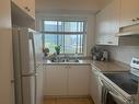 Kitchen - 709-250 Av. Clarke, Westmount, QC  - Indoor Photo Showing Kitchen With Double Sink 