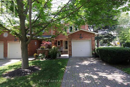 1 - 2322 Marine Drive, Oakville (Bronte West), ON - Outdoor