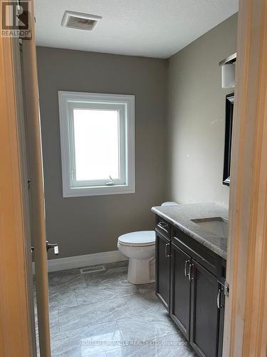 2204 Debra Drive, London, ON - Indoor Photo Showing Bathroom