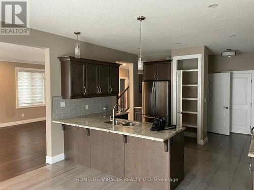 2204 Debra Drive, London, ON - Indoor Photo Showing Kitchen With Double Sink