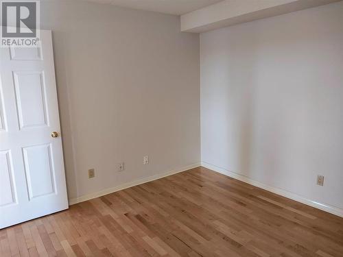 605 145 Fanshaw Street, Thunder Bay, ON - Indoor Photo Showing Other Room