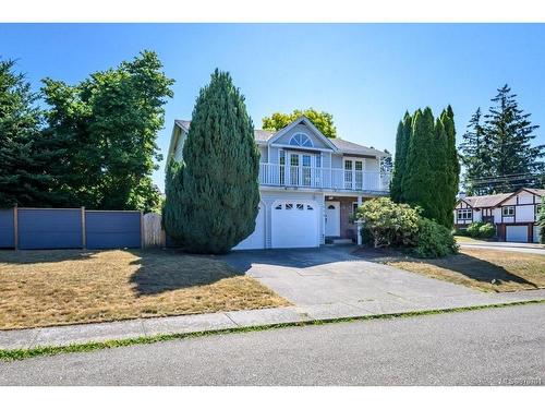 1444 Ridgemount Dr, Comox, BC 