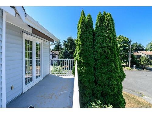 1444 Ridgemount Dr, Comox, BC 