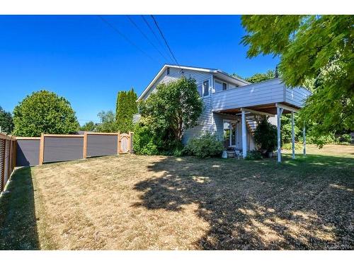 1444 Ridgemount Dr, Comox, BC 