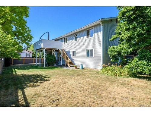 1444 Ridgemount Dr, Comox, BC 