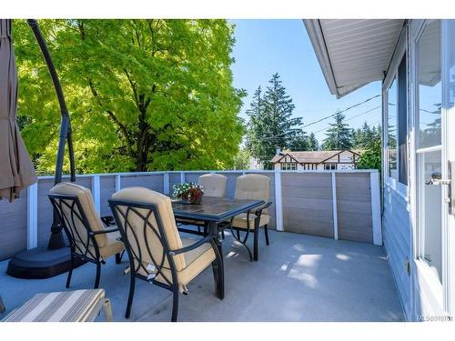 1444 Ridgemount Dr, Comox, BC 