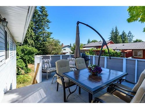 1444 Ridgemount Dr, Comox, BC 