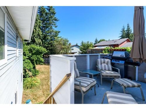 1444 Ridgemount Dr, Comox, BC 