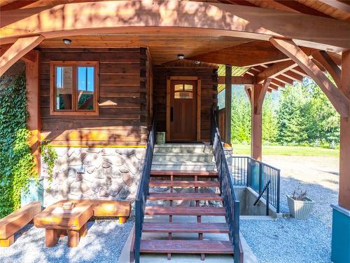 600 Highway 23 North, Revelstoke, BC - Outdoor With Deck Patio Veranda