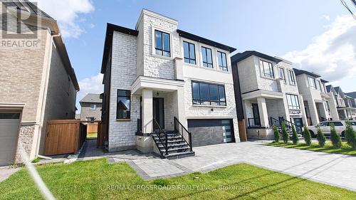 25 Madison Avenue, Richmond Hill, ON - Outdoor With Facade