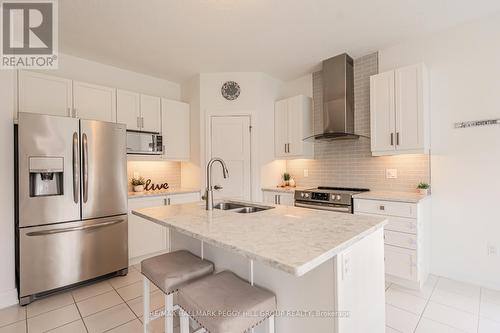 45 Pennell Drive, Barrie (Ardagh), ON - Indoor Photo Showing Kitchen With Stainless Steel Kitchen With Double Sink With Upgraded Kitchen