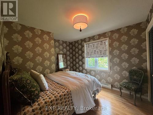 2494 Salem Road, Prince Edward County (Hillier), ON - Indoor Photo Showing Bedroom