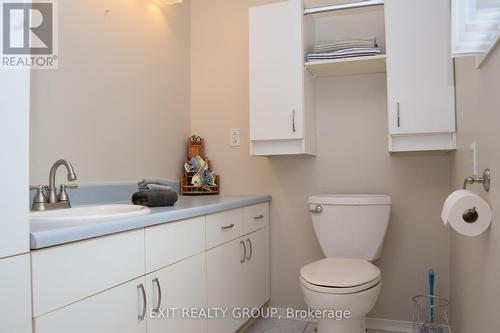 9 Empire Boulevard, Prince Edward County (Wellington), ON - Indoor Photo Showing Bathroom