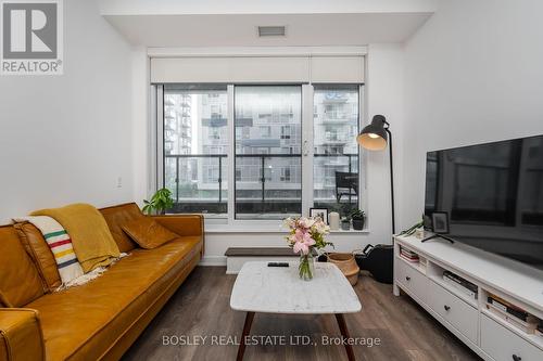 312 - 35 Tubman Avenue, Toronto (Regent Park), ON - Indoor Photo Showing Living Room