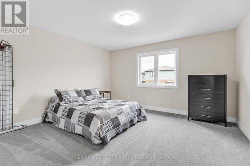 1619 Upper West Avenue, London, ON - Indoor Photo Showing Bedroom