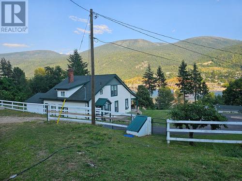 601 Valhalla Road, Nelson, BC - Outdoor With Deck Patio Veranda With View