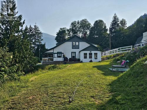 601 Valhalla Road, Nelson, BC - Outdoor With Deck Patio Veranda