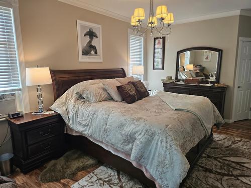 601 Valhalla Road, Nelson, BC - Indoor Photo Showing Bedroom