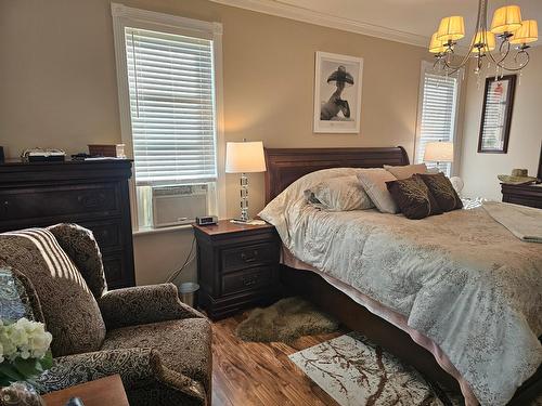 601 Valhalla Road, Nelson, BC - Indoor Photo Showing Bedroom