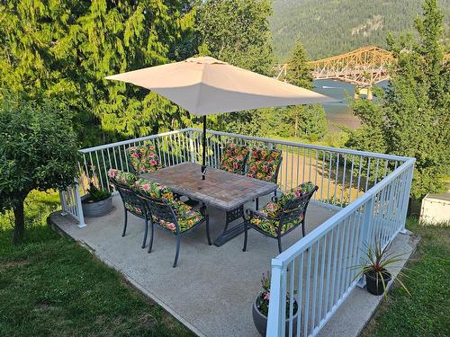 601 Valhalla Road, Nelson, BC - Outdoor With Deck Patio Veranda