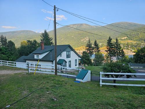 601 Valhalla Road, Nelson, BC - Outdoor With Deck Patio Veranda With View