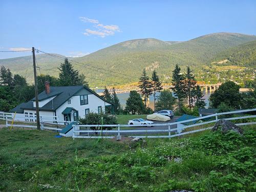 601 Valhalla Road, Nelson, BC - Outdoor With View