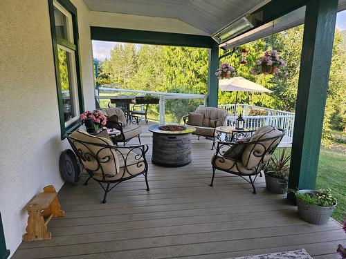 601 Valhalla Road, Nelson, BC - Outdoor With Deck Patio Veranda With Exterior