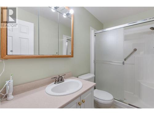 2255 Atkinson Street Unit# 106, Penticton, BC - Indoor Photo Showing Bathroom