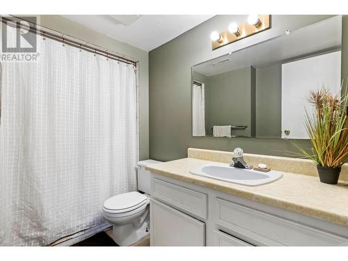 15638 Greenhow Road, Lake Country, BC - Indoor Photo Showing Bathroom