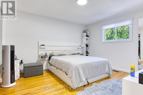 191 Margaret Avenue, Hamilton (Stoney Creek), ON - Indoor Photo Showing Bedroom