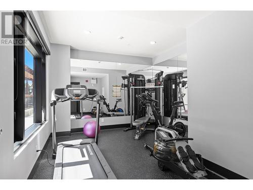 529 Truswell Road Unit# 101, Kelowna, BC - Indoor Photo Showing Gym Room