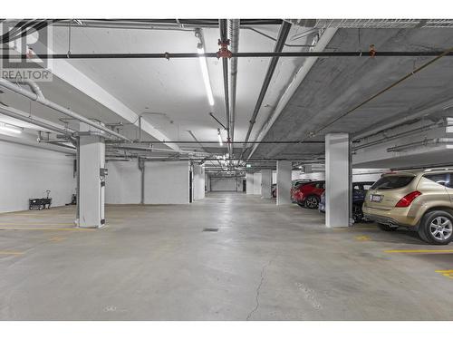 529 Truswell Road Unit# 101, Kelowna, BC - Indoor Photo Showing Garage