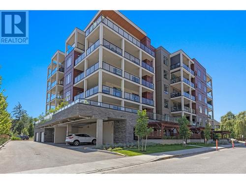 529 Truswell Road Unit# 101, Kelowna, BC - Outdoor With Facade