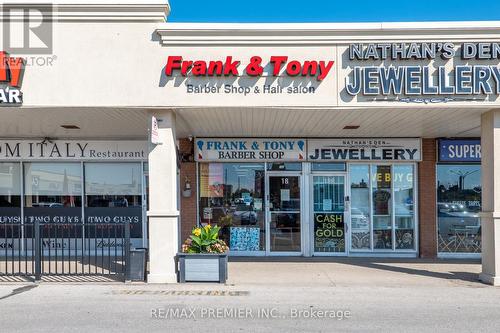 18-A - 128 Queen Street S, Mississauga, ON 