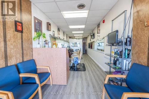 18-A - 128 Queen Street S, Mississauga, ON 