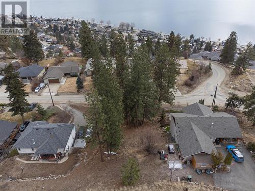 3993 Ponderosa Place, Peachland, BC 