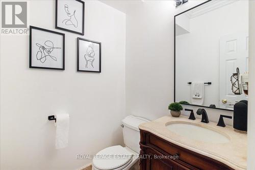 30 Doddington Drive, Toronto (Stonegate-Queensway), ON - Indoor Photo Showing Bathroom