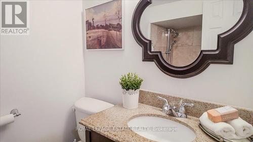 30 Doddington Drive, Toronto (Stonegate-Queensway), ON - Indoor Photo Showing Bathroom