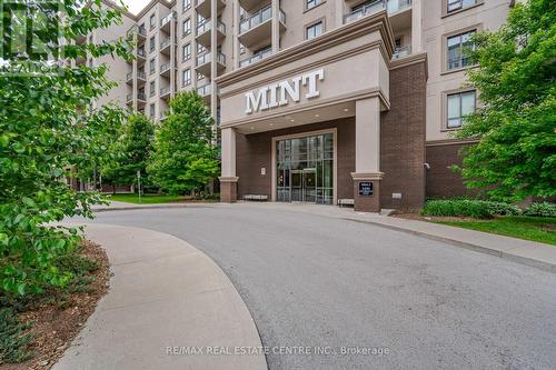 728 - 2490 Old Bronte Road, Oakville (Palermo West), ON - Outdoor With Balcony