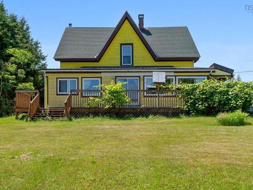 22864 7 Highway, Sheet Harbour, NS 