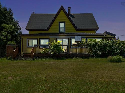 22864 7 Highway, Sheet Harbour, NS 