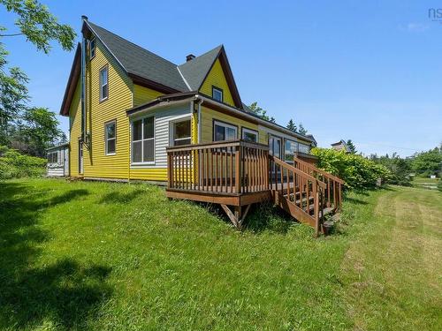 22864 7 Highway, Sheet Harbour, NS 