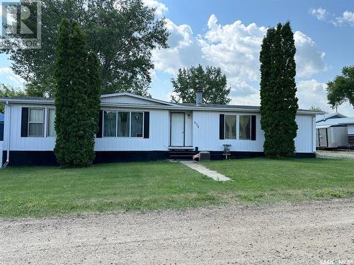 422 Doerr Street, Bienfait, SK 